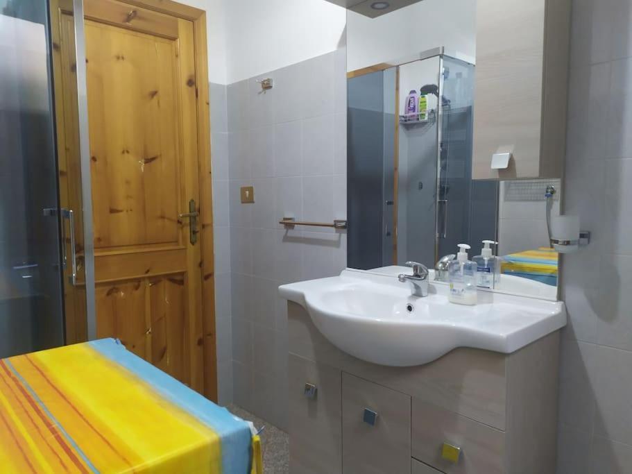 Appartamento A 50 Mt Dal Mare Cala Gonone Exteriér fotografie