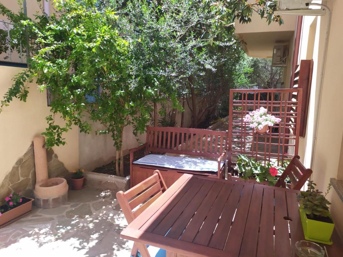 Appartamento A 50 Mt Dal Mare Cala Gonone Exteriér fotografie